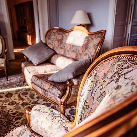 Grand Chateau Renaissance Avec Parc, Piscine Et Activites, Renove En 2023 - Fr-1-410-389
